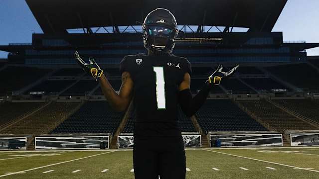 Dakorien Moore Jordan Uniform
